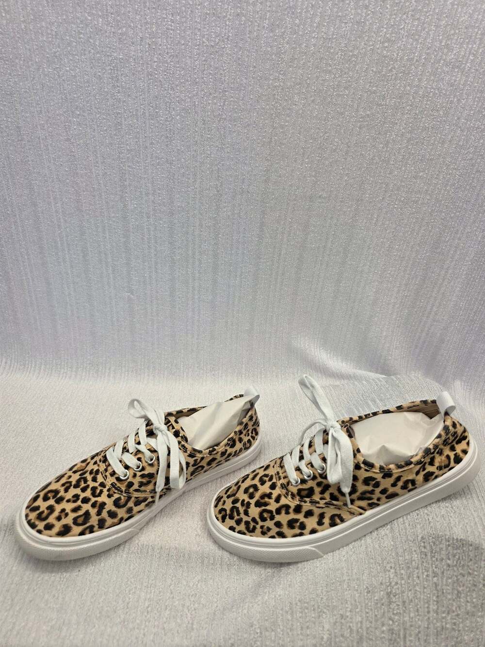 Divided H&M Leopard Print Canvas Lace-Up Sneakers